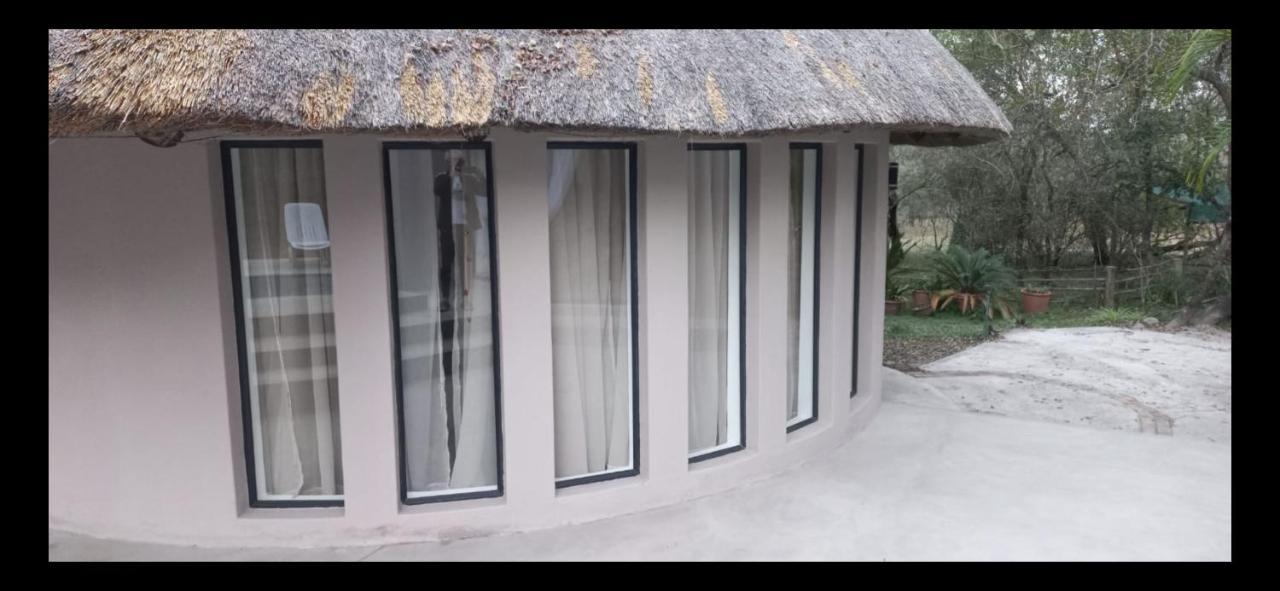 Wild Goose Hotel Marloth Park Bagian luar foto